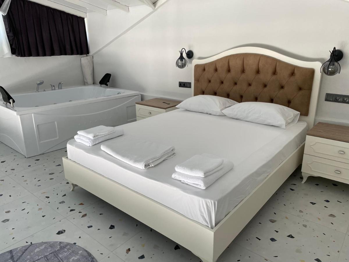 Honeymoon Villa In Gocek Göcek Exterior foto